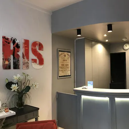 Enghien Apartment *